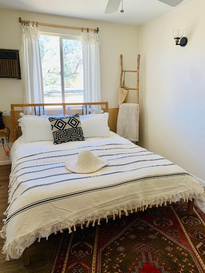 Casa Agave: Comfy Joshua Tree Cottage With Free Breakfast Bar Eksteriør billede