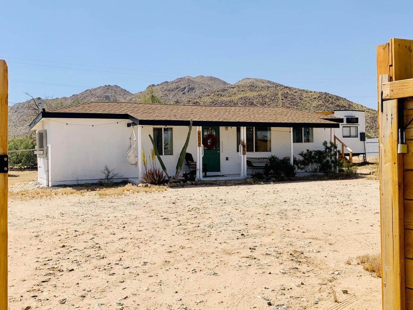 Casa Agave: Comfy Joshua Tree Cottage With Free Breakfast Bar Eksteriør billede